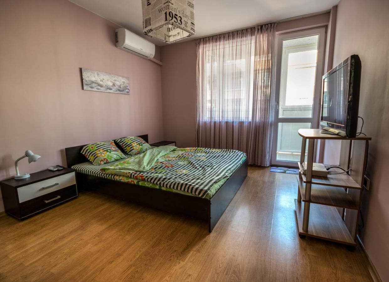Great Apartment Near The Sea,Central Place! 布尔加斯 外观 照片