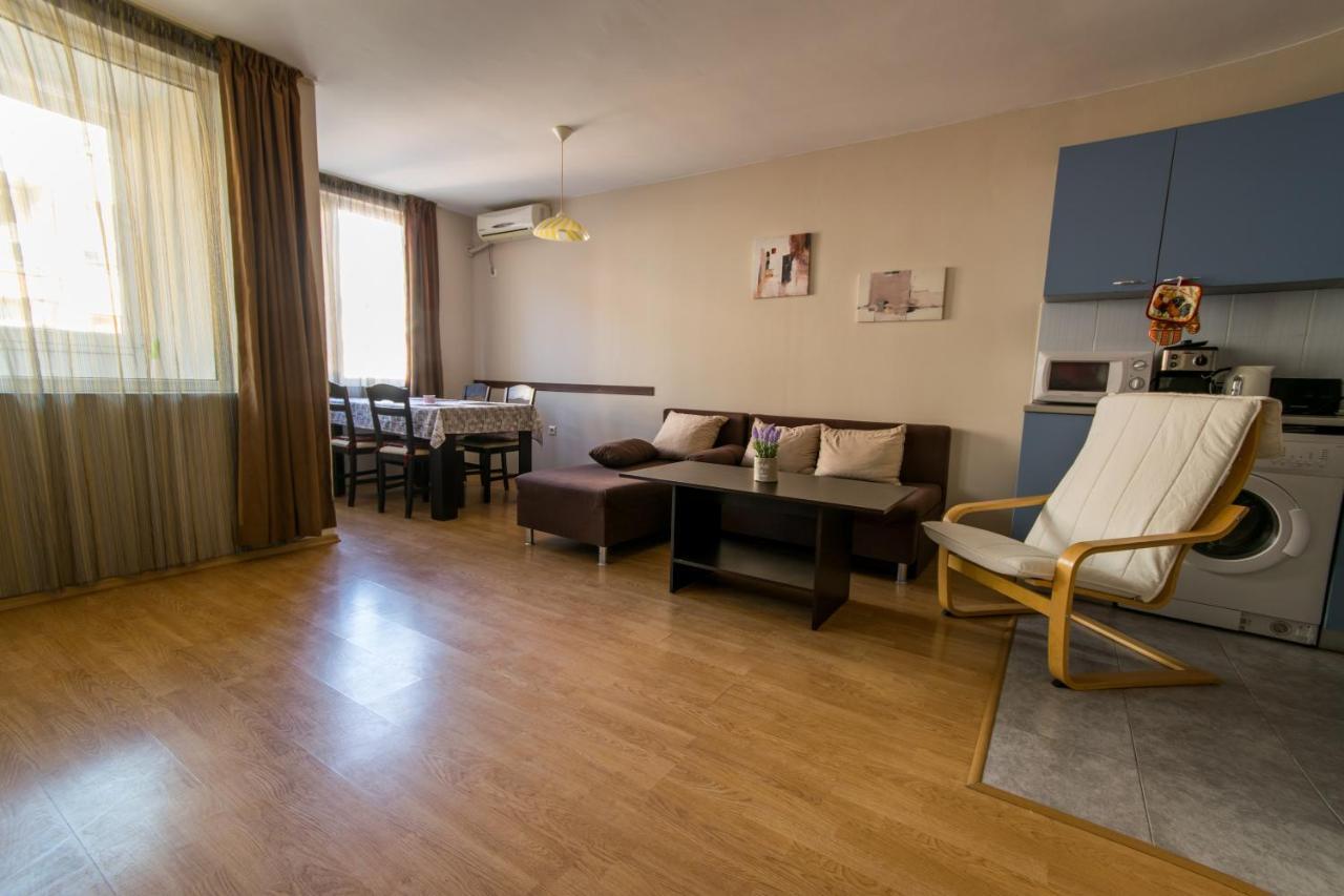 Great Apartment Near The Sea,Central Place! 布尔加斯 外观 照片